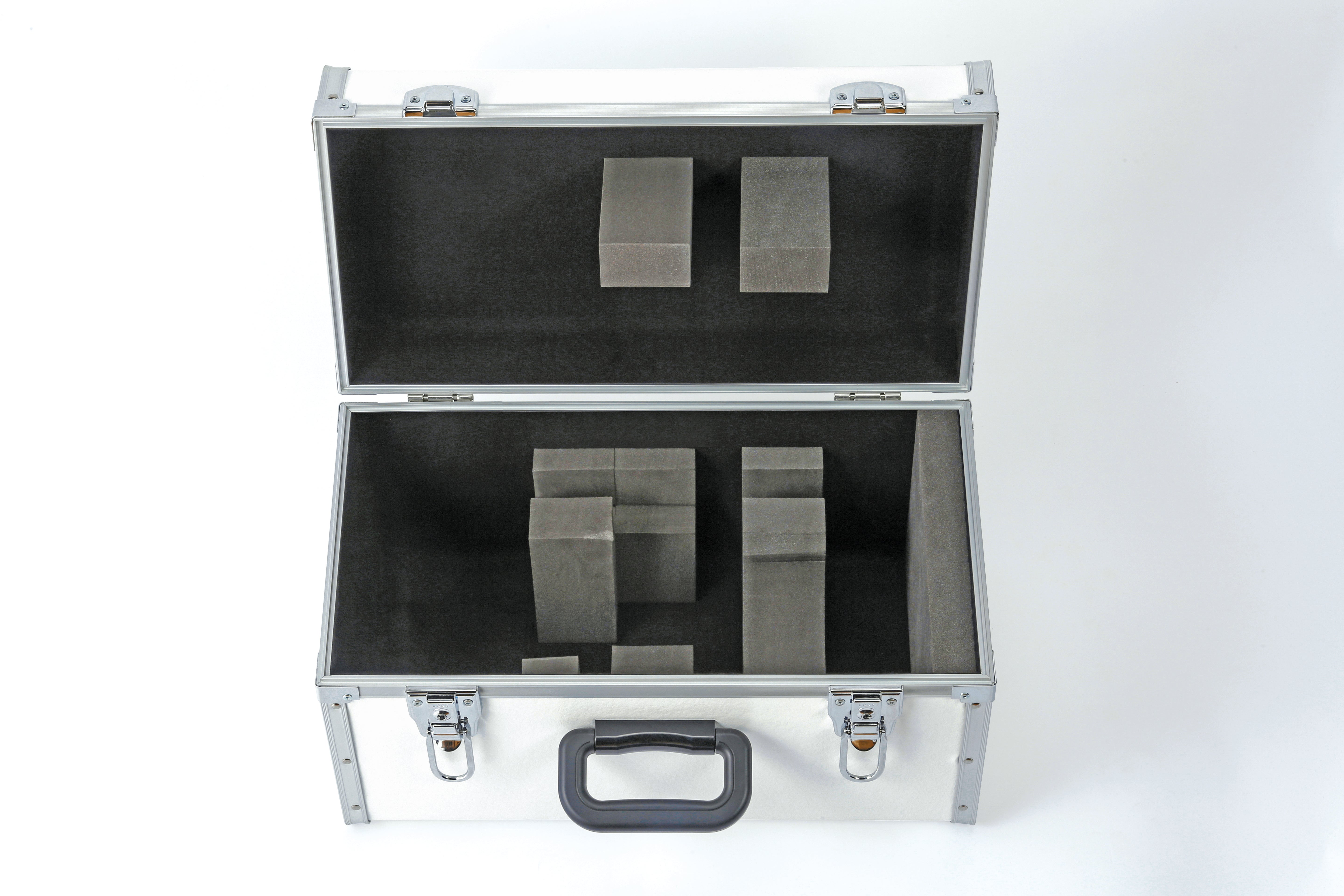 Vixen VSD70SS carrying case