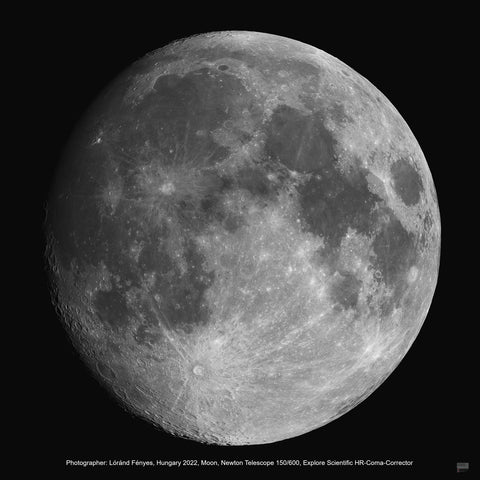 High-resolution black and white image of the waxing Moon, captured with a Newton telescope by L&oacute;r&aacute;nd F&eac