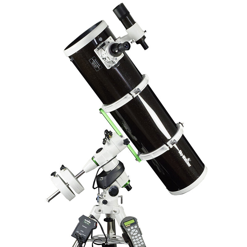 Skywatcher Explorer 200P 200/1000 EQ5 Pro SynScan GoTo (1)